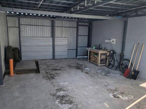 будинок за адресою Абрикосова вул.