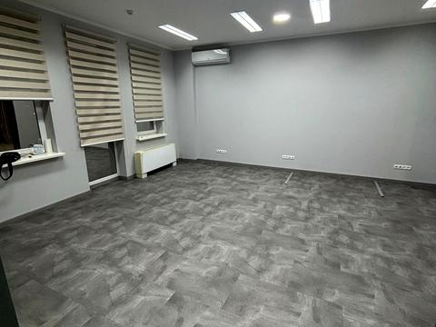 коммерческая по адресу Антоновича ул. (Горького), 33в