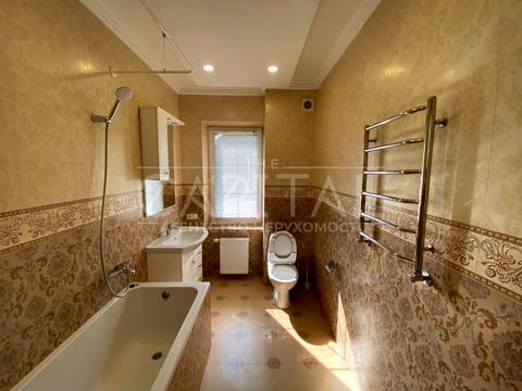 будинок за адресою Стратегічне шосе (Науки)