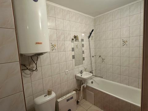 квартира по адресу Молодіжна, 38