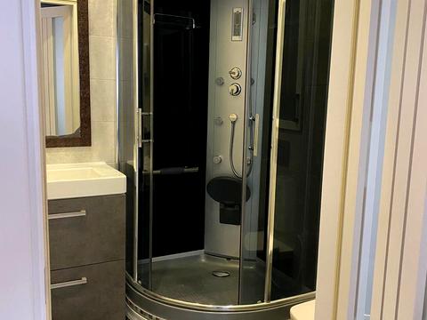 комерційна за адресою Київ, Кловський узвіз (Кловський), 7a