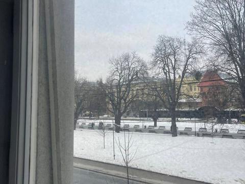 коммерческая по адресу академика Гнатюка ул. (Горького), 2