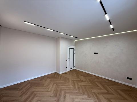 квартира за адресою Приозерна вул., 42