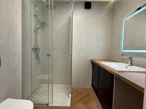 квартира за адресою Приозерна вул., 42