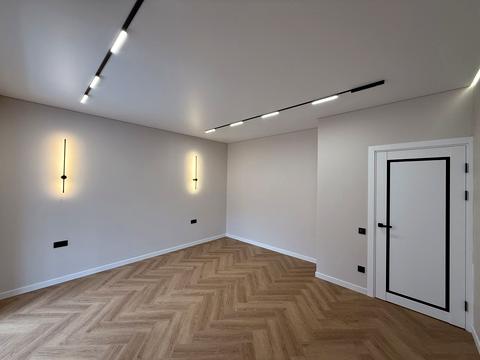 квартира за адресою Приозерна вул., 42