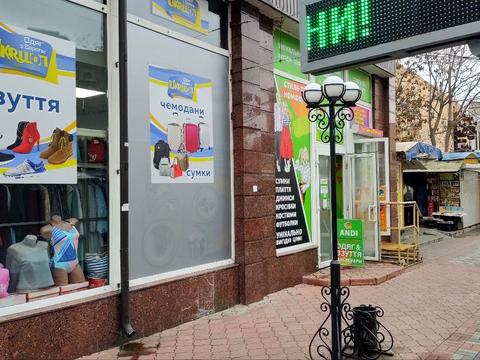 комерційна за адресою Театральний бульв., 3