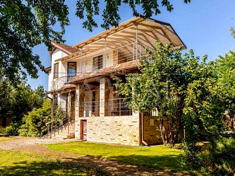 будинок за адресою с. Віта-поштова, Звенигородська вул.