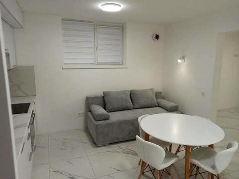 квартира по адресу Космичная ул., 3