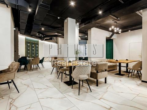 коммерческая по адресу Днепровская набережная ул., 15-Є