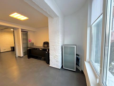 коммерческая по адресу Володимира Вернадського ул. (Дзержинського), 35 к4