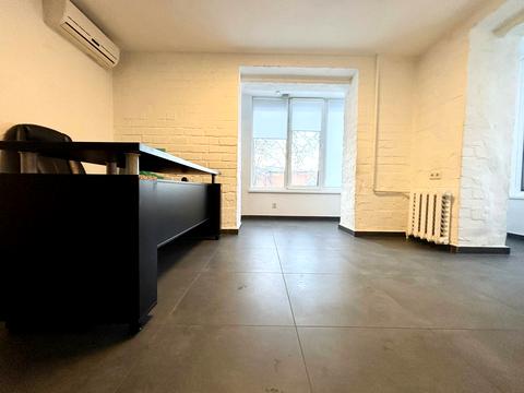 коммерческая по адресу Володимира Вернадського ул. (Дзержинського), 35 к4