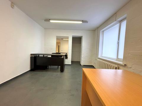 коммерческая по адресу Володимира Вернадського ул. (Дзержинського), 35 к4