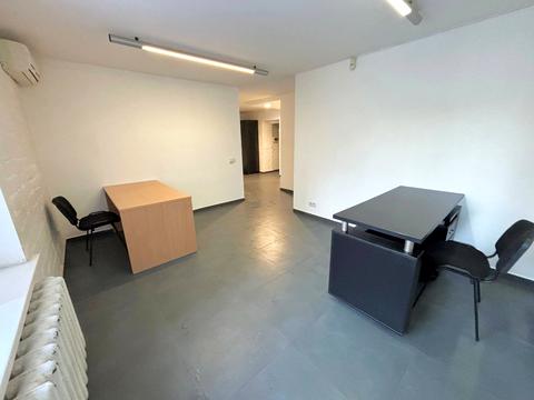 коммерческая по адресу Володимира Вернадського ул. (Дзержинського), 35 к4