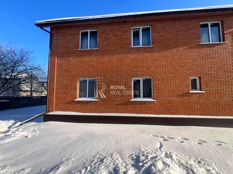 будинок за адресою Революції Гідності вул. (Революції), 42