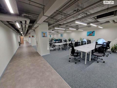 коммерческая по адресу майдан Незалежності пл., 2