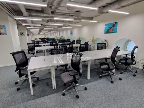 коммерческая по адресу майдан Незалежності пл., 2