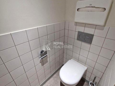 коммерческая по адресу майдан Незалежності пл., 2