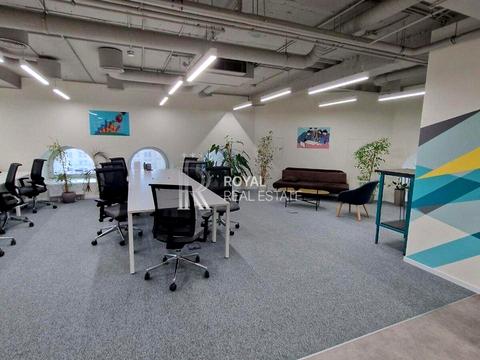 комерційна за адресою майдан Незалежності пл., 2