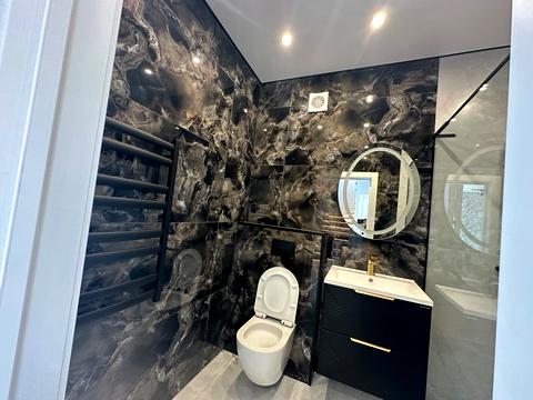 дом по адресу Винницкая ул.