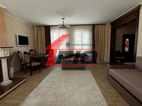 будинок за адресою Польова