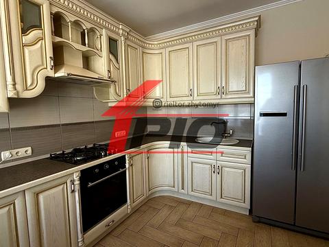 будинок за адресою Польова