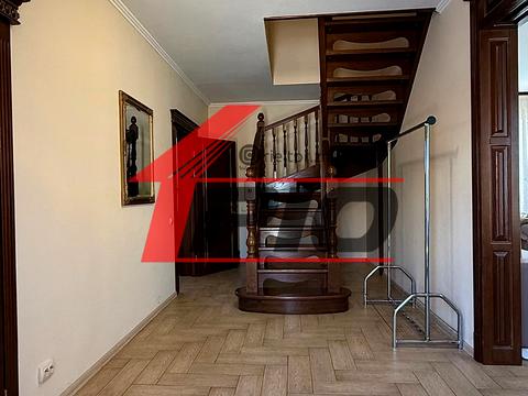 будинок за адресою Польова