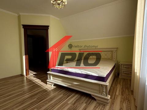 будинок за адресою Польова