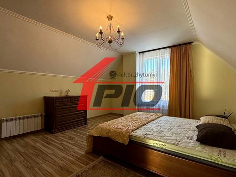 будинок за адресою Польова