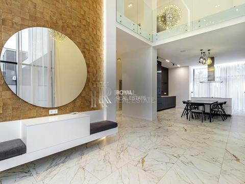 будинок за адресою Абрикосова вул., 8