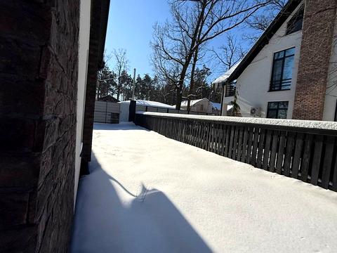 дом по адресу Евгения Коновальца ул.