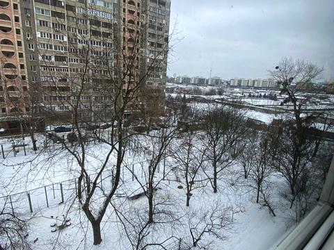 квартира за адресою Квітневий пров., 1-Б