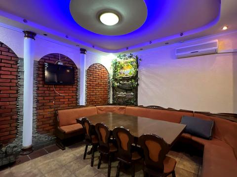 комерційна за адресою Житомирська вул., 88