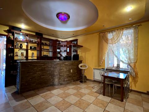 комерційна за адресою Житомирська вул., 88