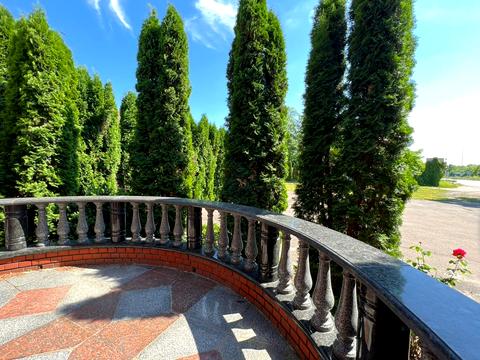 комерційна за адресою Житомирська вул., 88