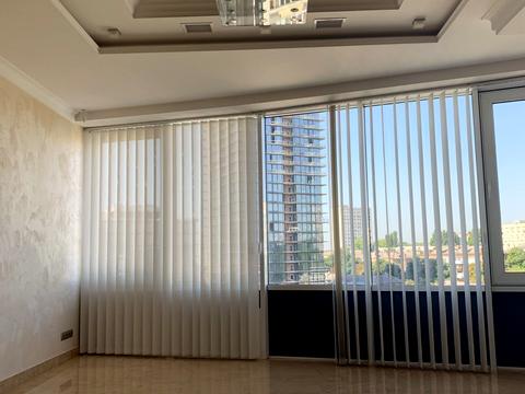 комерційна за адресою Кловський узвіз, 7a
