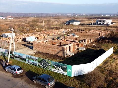 дом по адресу Тополина