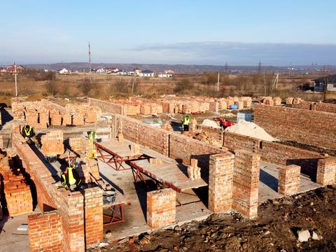 дом по адресу Тополина