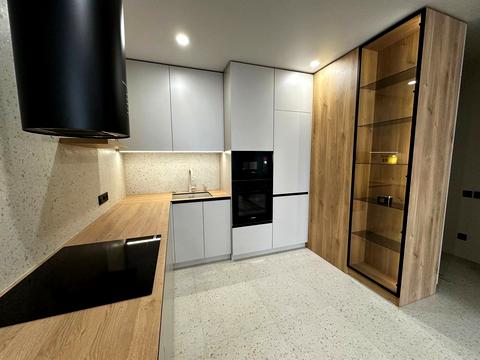 квартира по адресу Князя Романа Мстиславича ул. (Генерала Жмаченка), 22