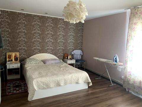 будинок за адресою Звягель, Ужачинська