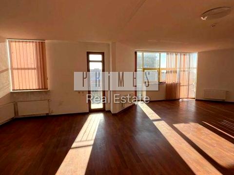 коммерческая по адресу Крутой спуск, 7