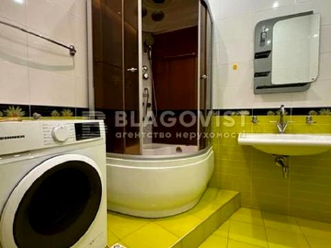 квартира за адресою Євгена Коновальця вул. (Щорса), 32-Б