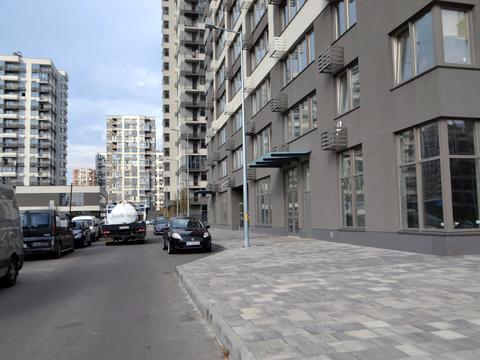 комерційна за адресою Олександра Олеся вул., 5-А