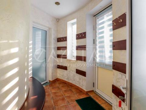 будинок за адресою вул. Абрикосова