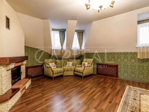 будинок за адресою вул. Абрикосова