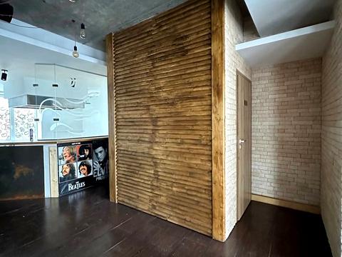 комерційна за адресою Незалежності вул., 10А