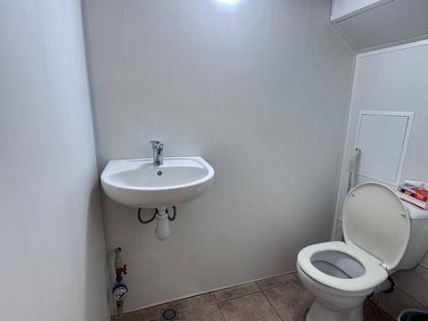 комерційна за адресою Богдана Хмельницького вул., 23