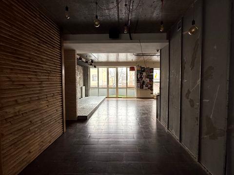 комерційна за адресою Незалежності вул., 10-А