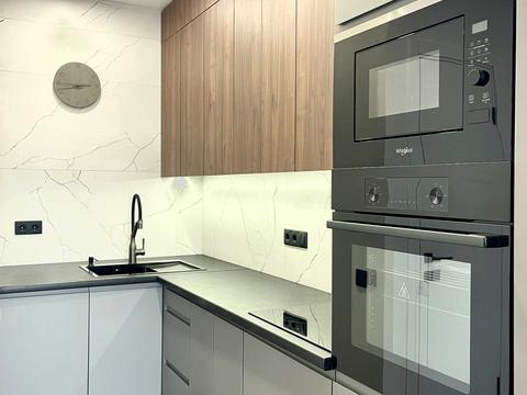 квартира за адресою Причальна вул., 12