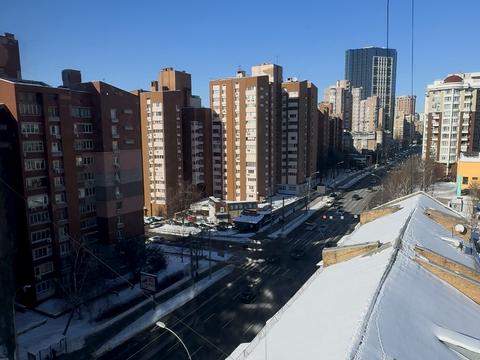 комерційна за адресою Антоновича вул. (Горького), 157