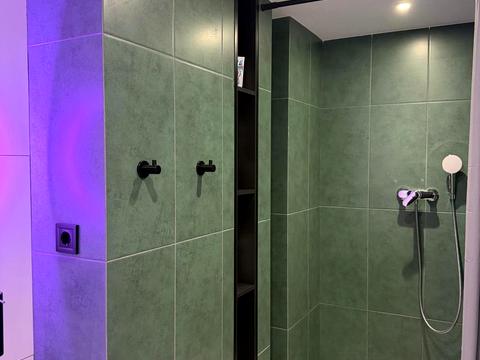 комерційна за адресою Львів, Героїв УПА вул., 73-В